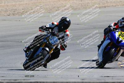 media/Mar-12-2022-SoCal Trackdays (Sat) [[152081554b]]/Turn 10 (130pm)/